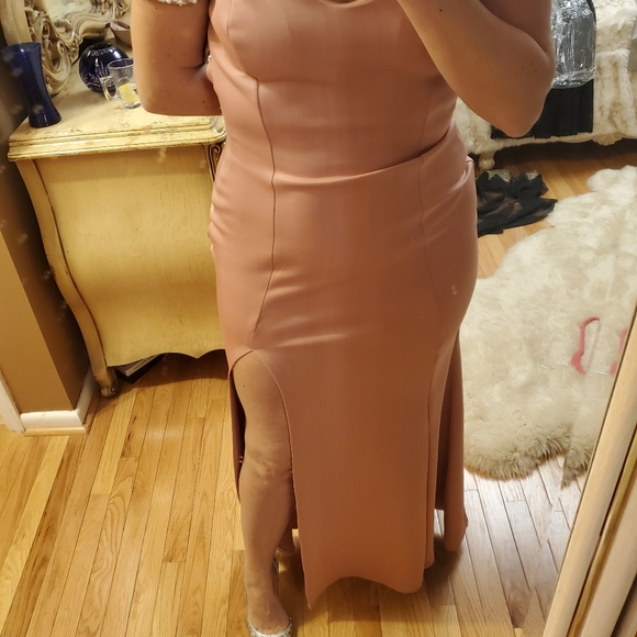 Dress - Picture 4 of 7